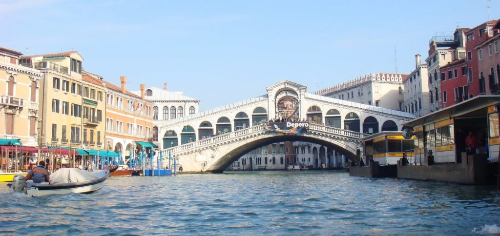 ベネチアの橋